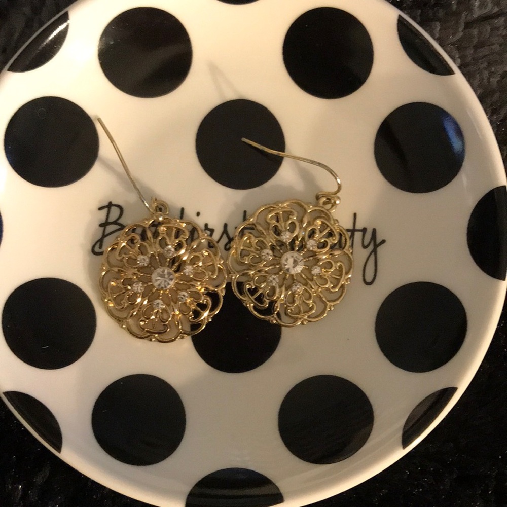American eagle gold earrings